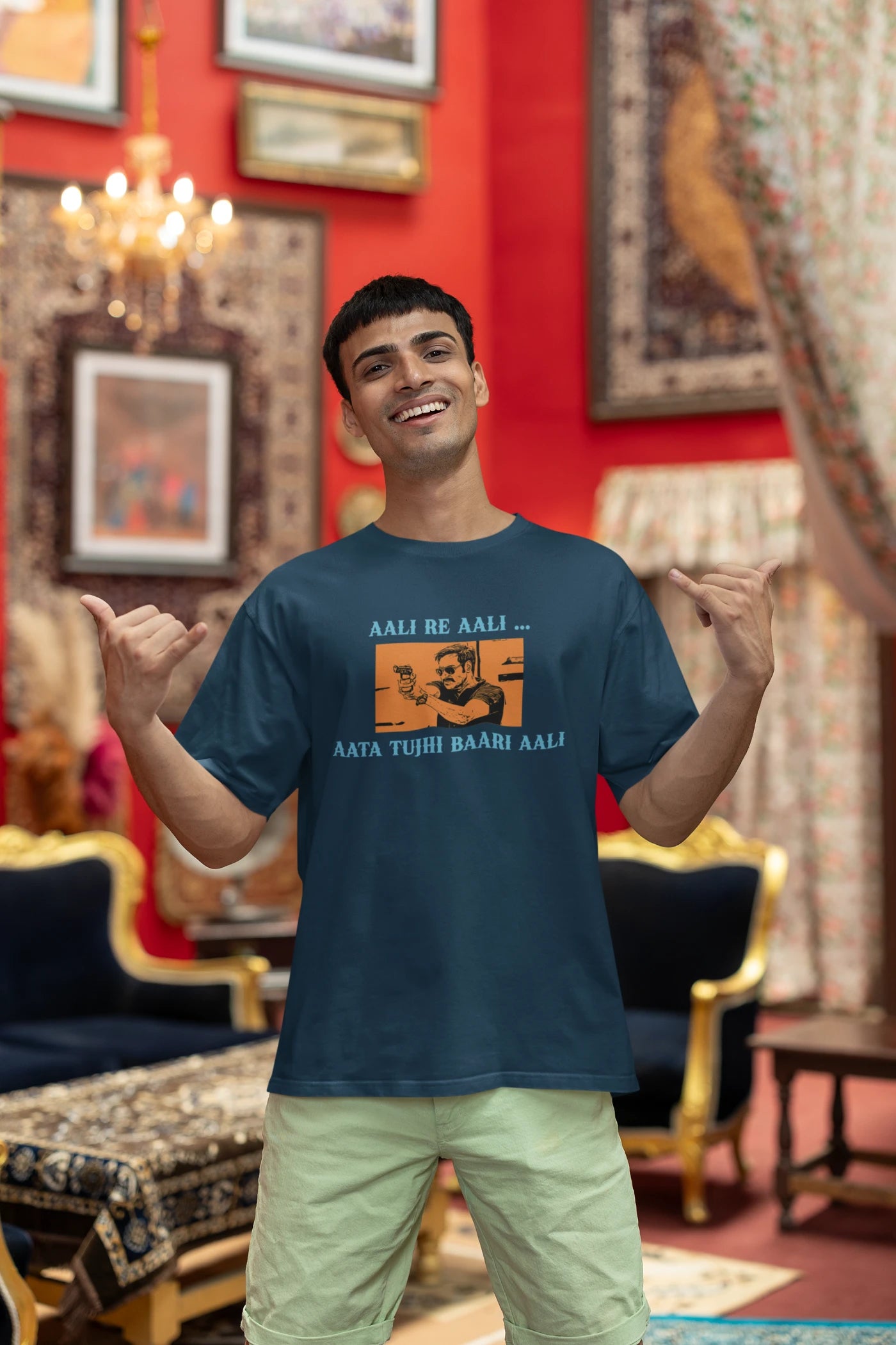 Aali re aali...aata tujhi baari aali Oversized T-shirt