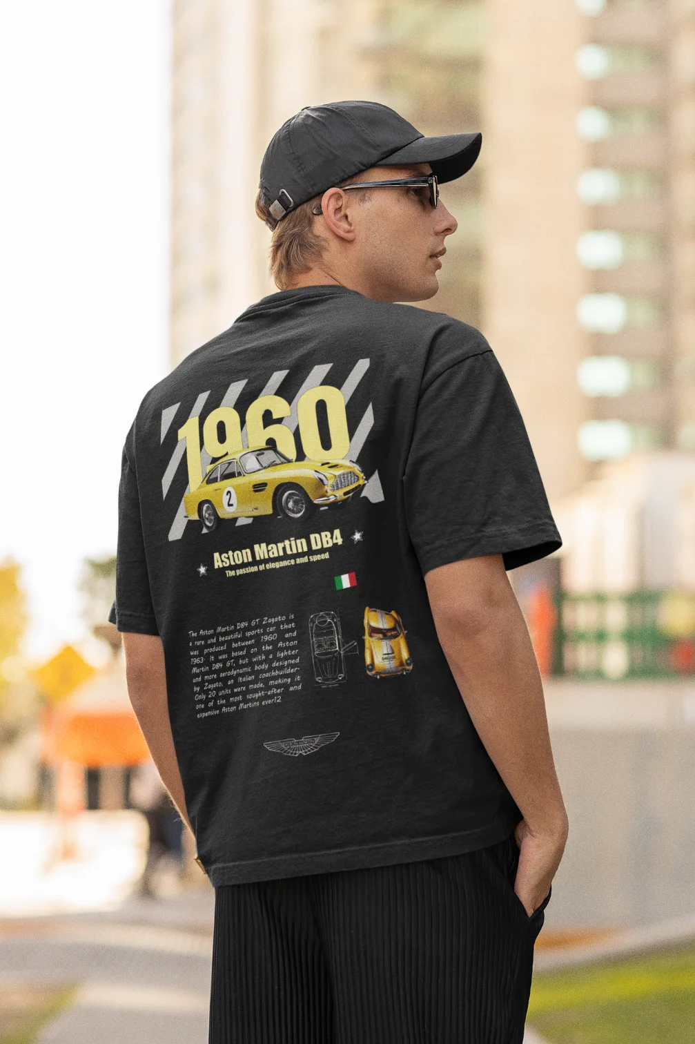 Aston Martin DB4 GT Zagato Oversized T-Shirt