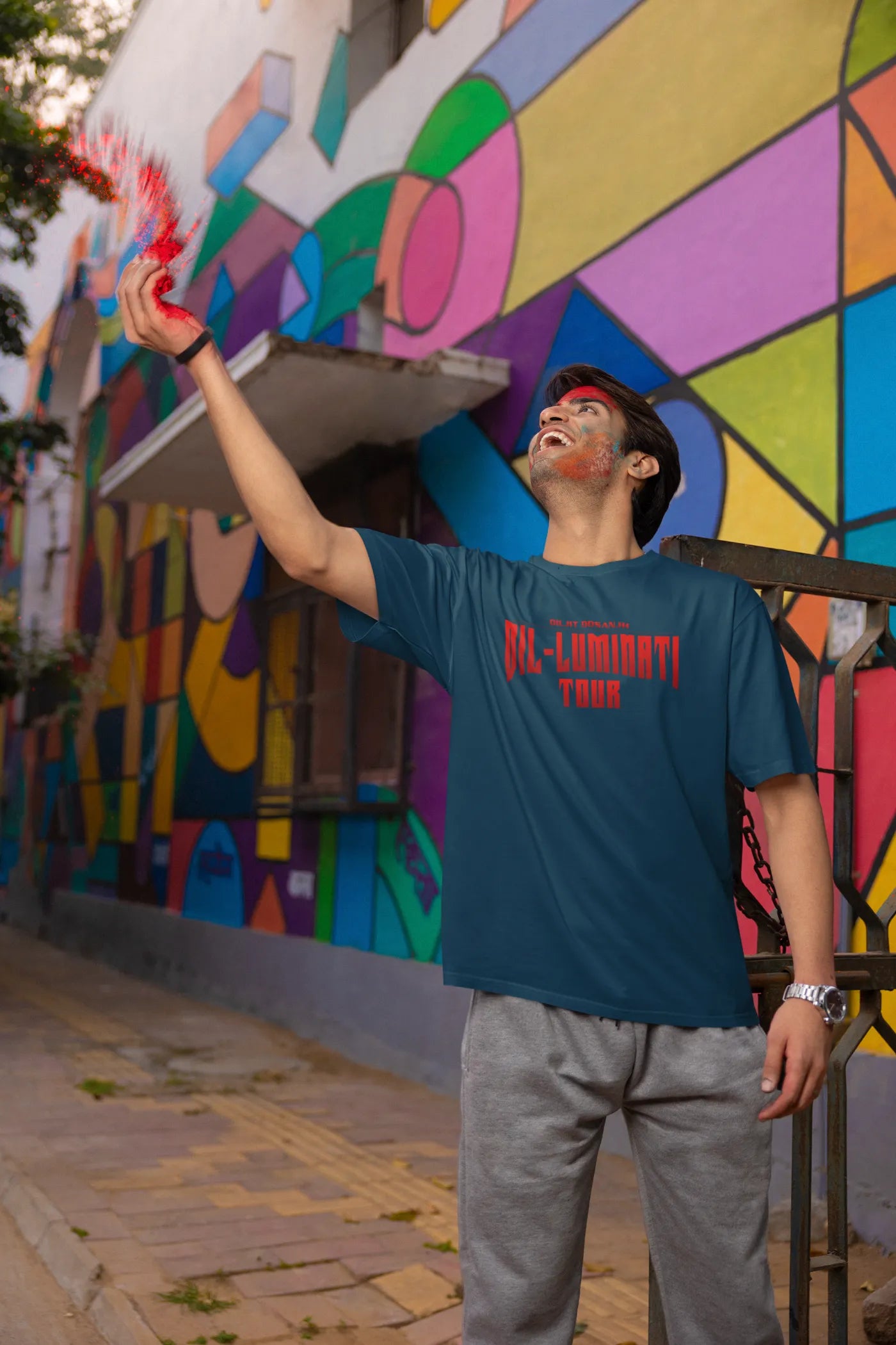 Dil-Luminati Tour Oversized T-Shirt