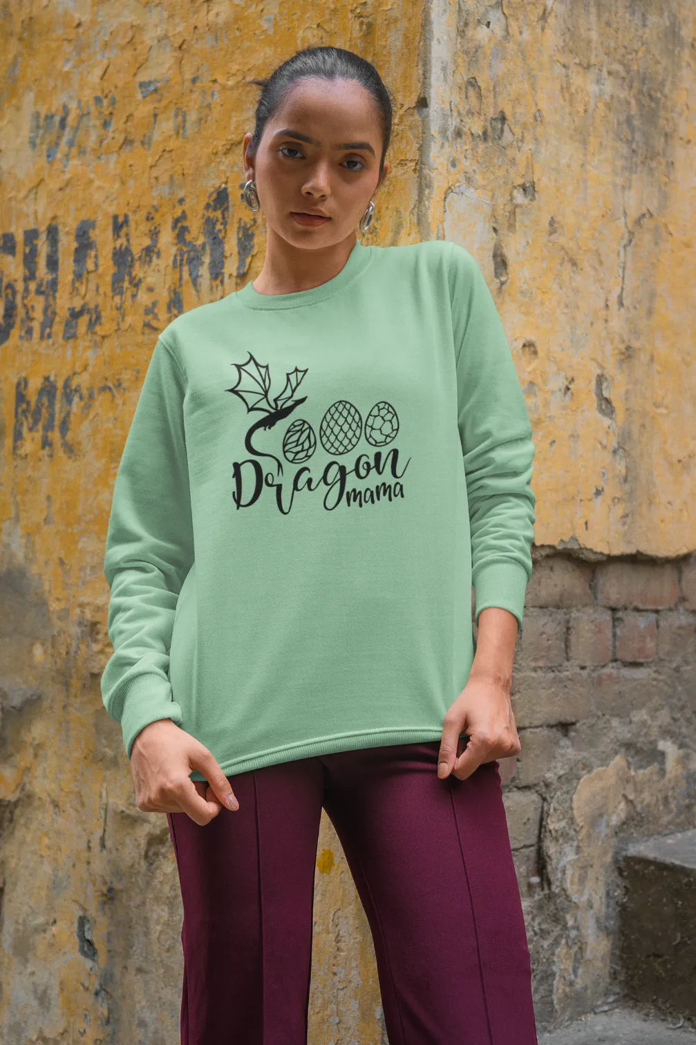 Dragon mama Unisex Sweatshirt