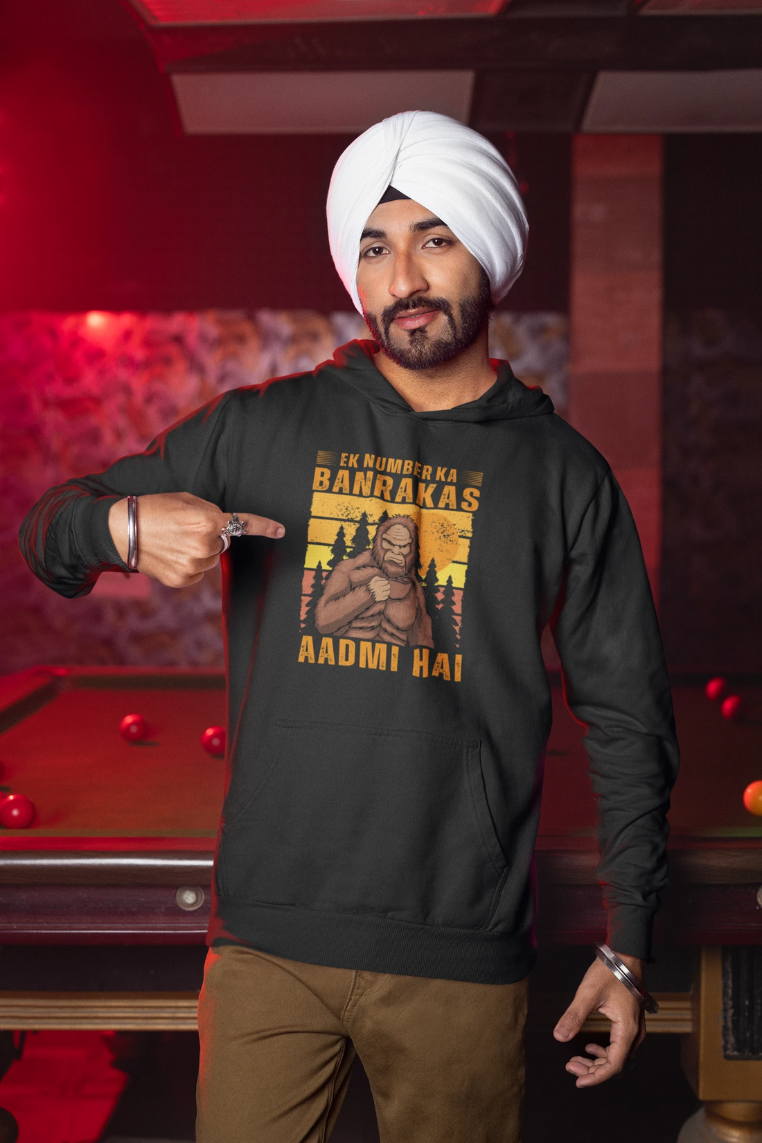 Ek number ka banrakas aadmi hai Unisex Hoodie