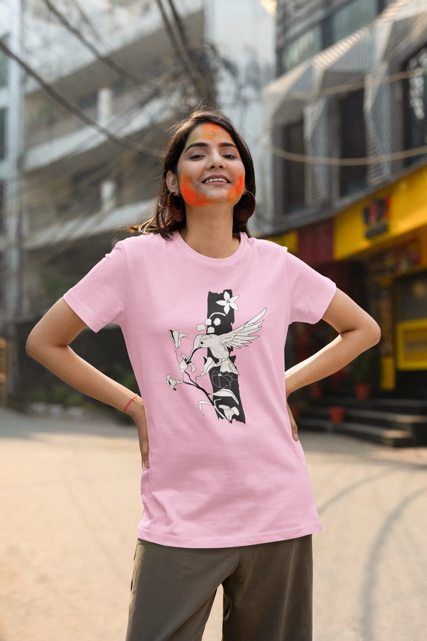 Bloem- en vogel-T-shirt