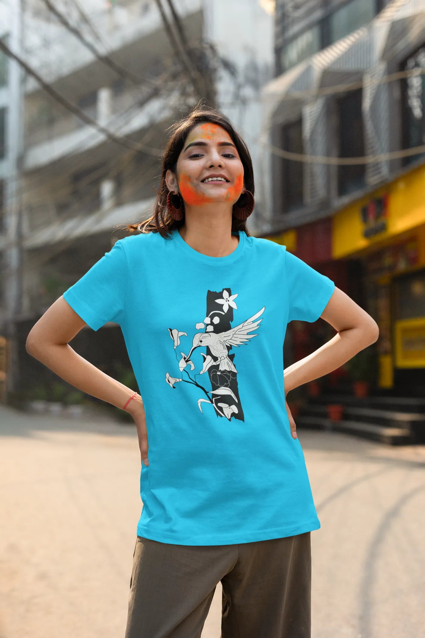 Bloem- en vogel-T-shirt