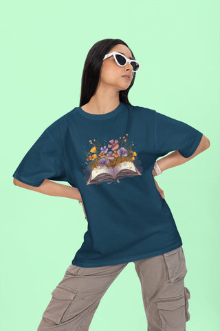 Flower book Oversized T-Shirt