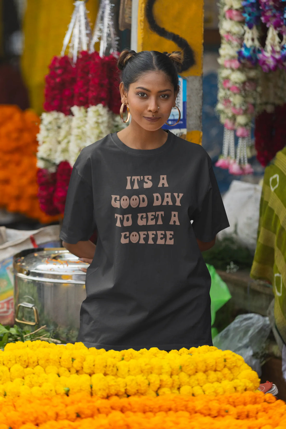 It's a good day to get a coffee Oversized T-Shirt