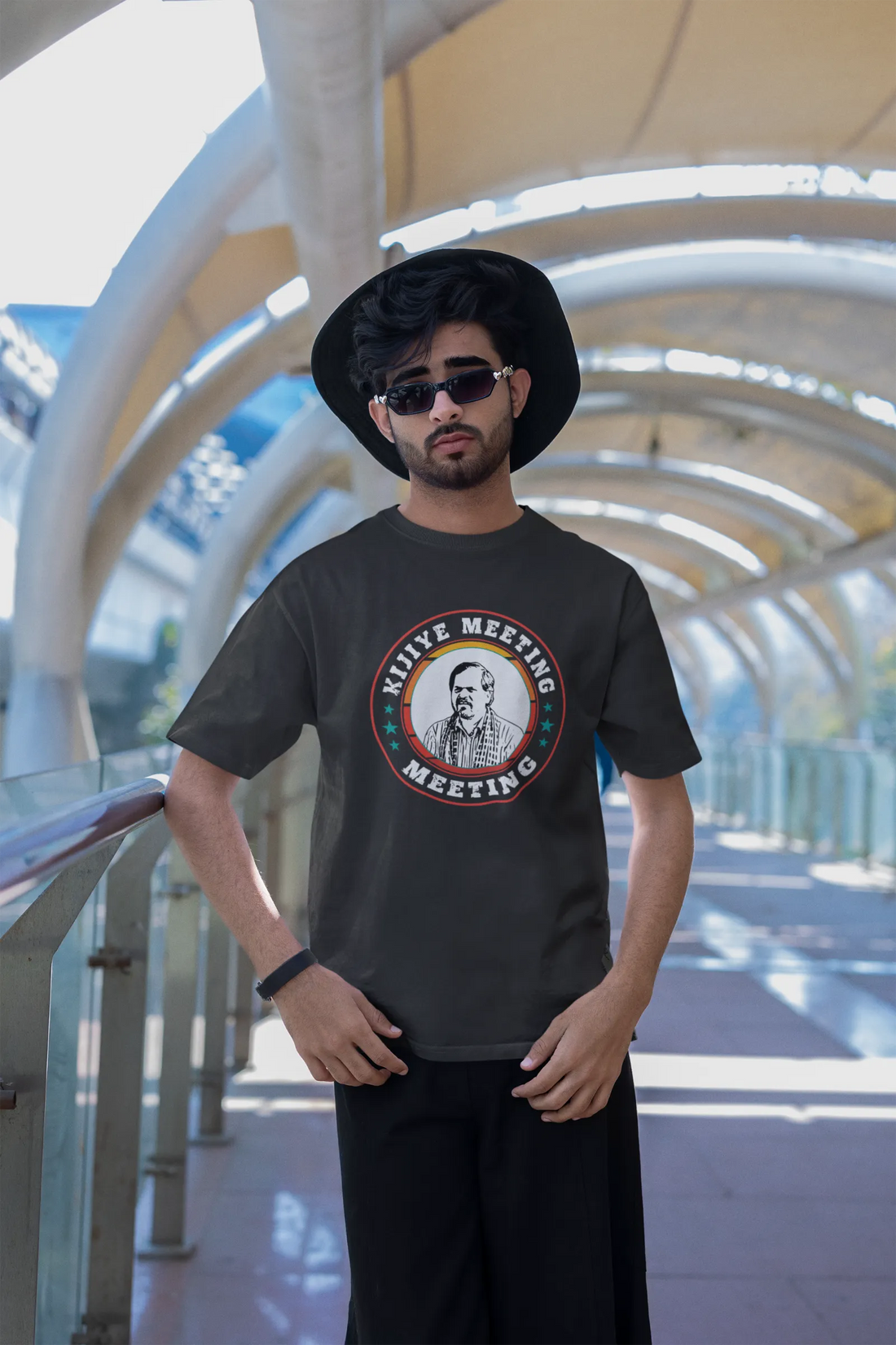 Kijiye Meeting Meeting T-Shirt