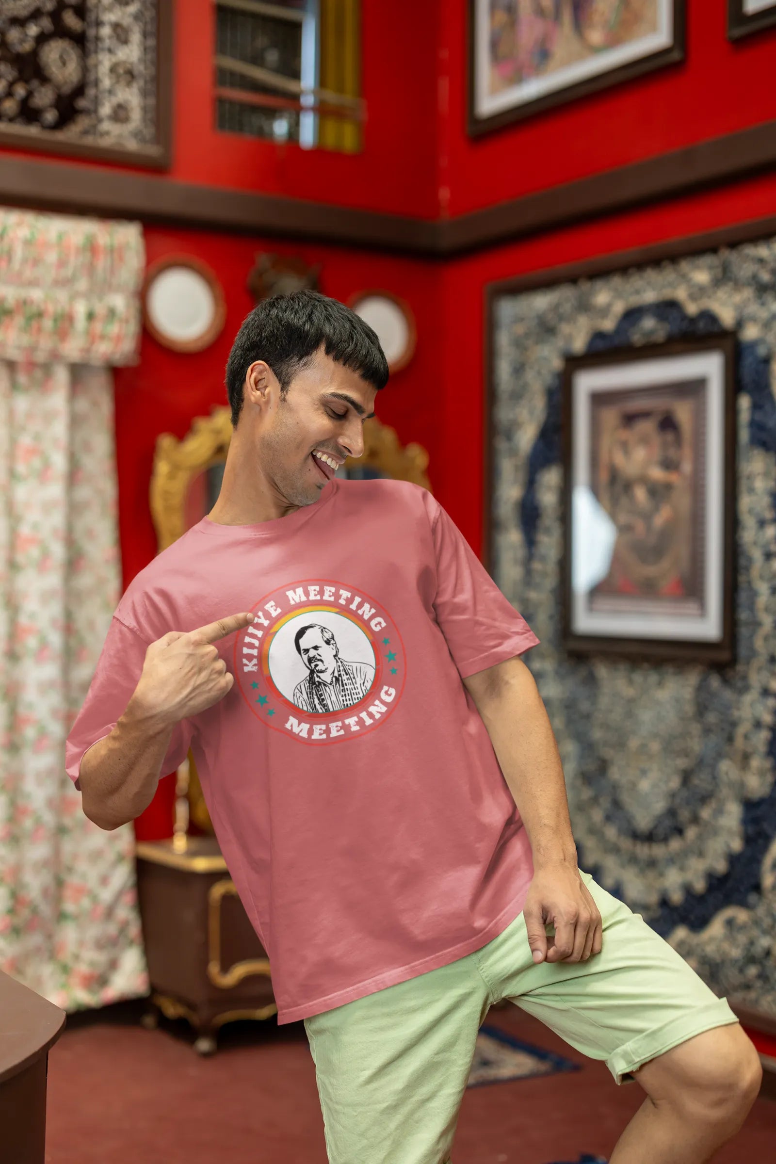 Kijiye Meeting Meeting Oversized T-Shirt