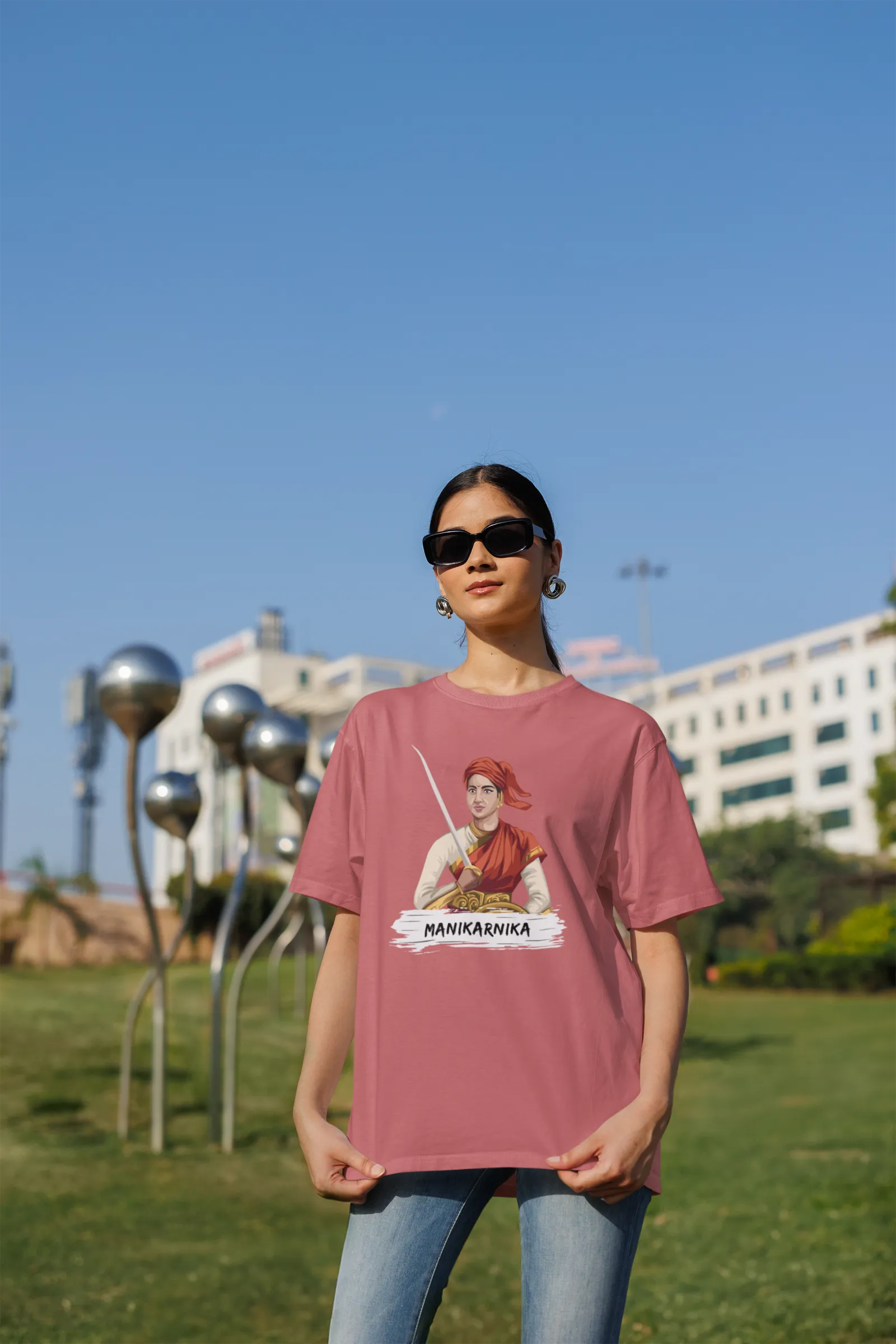 Manikarnika Oversized T-shirt