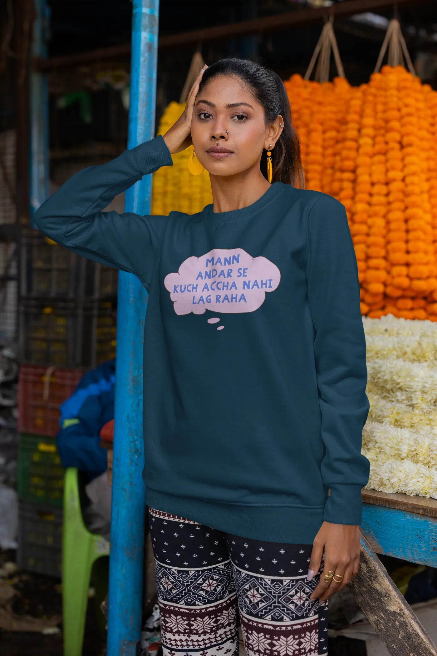 Mann andar se kuch accha nahi lag raha Unisex sweatshirt