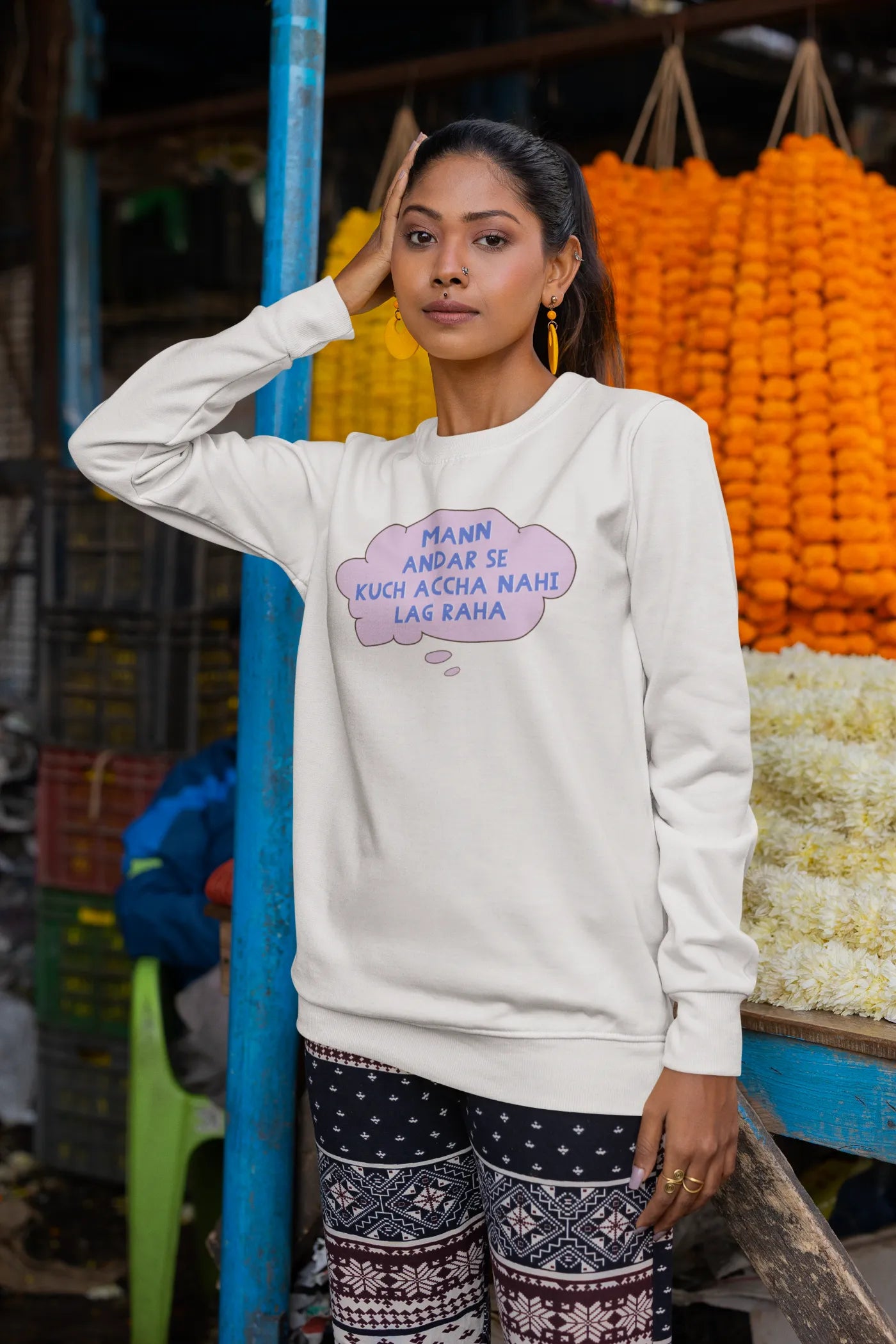 Mann andar se kuch accha nahi lag raha Unisex sweatshirt