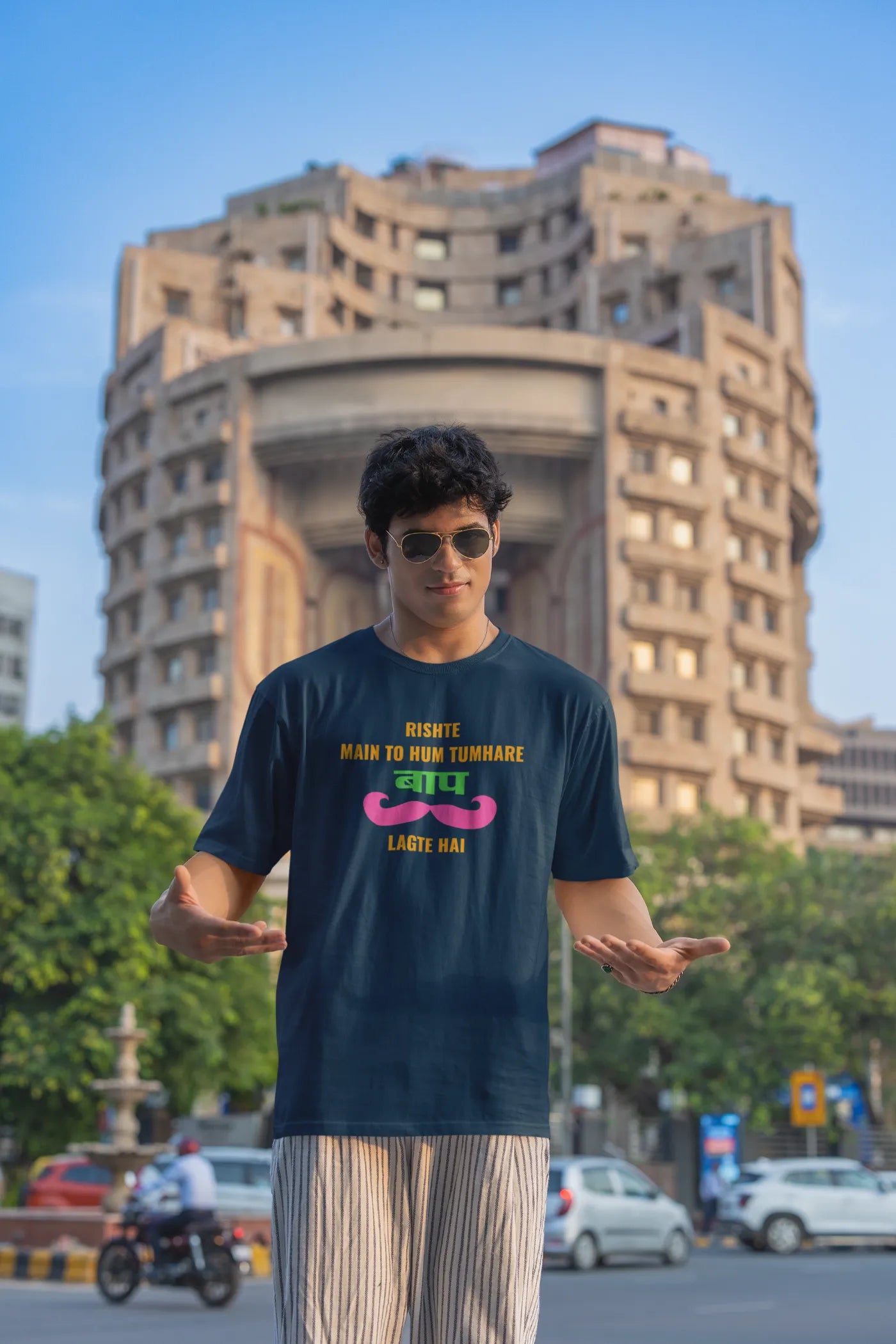 Rishte main to hum tumhare baap lagte hai Oversized T-shirt