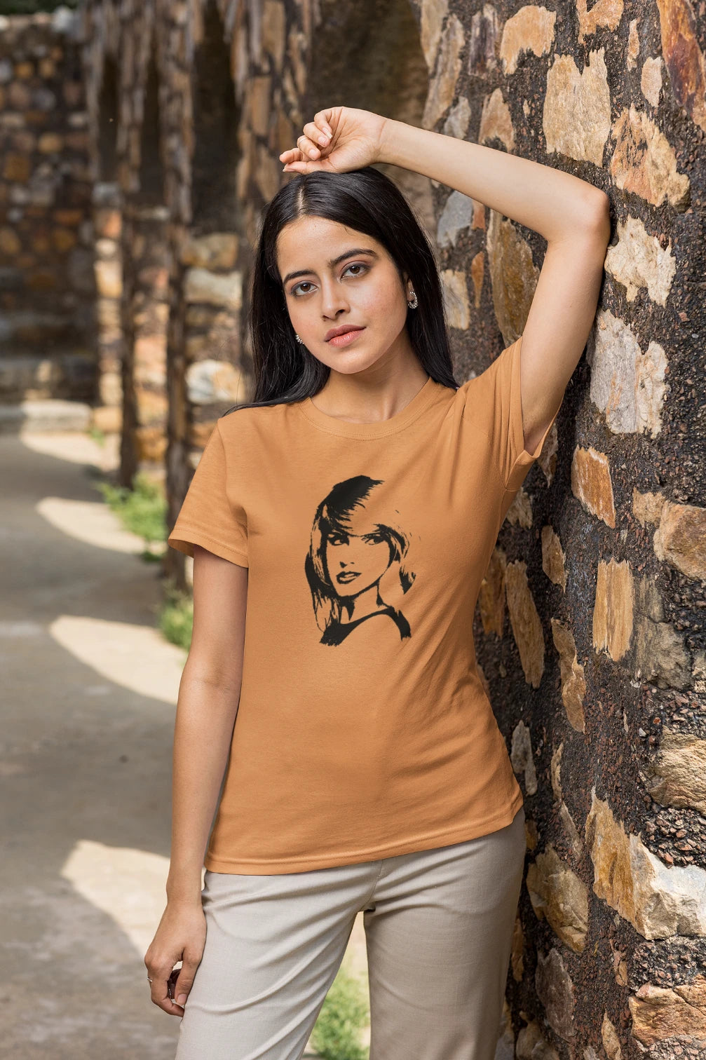 Taylor Swift Contour T-shirt