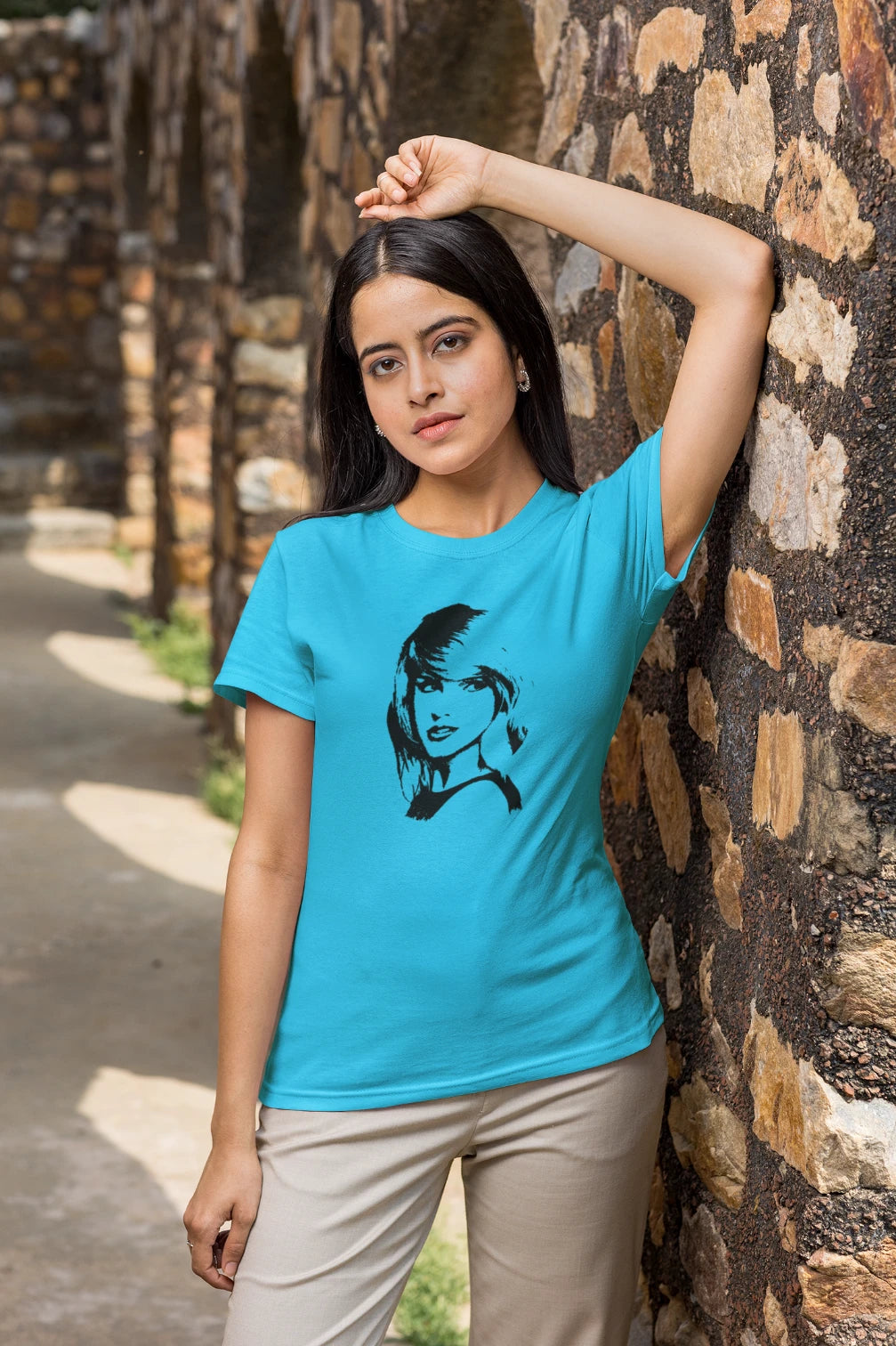 Taylor Swift Contour T-shirt