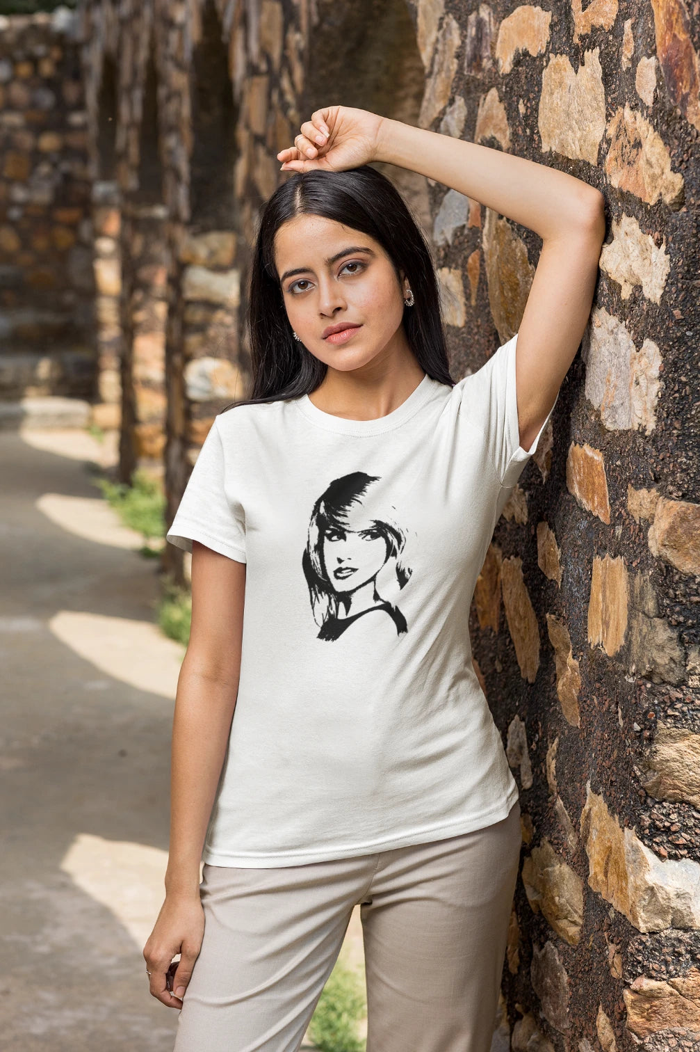 Taylor Swift Contour T-shirt