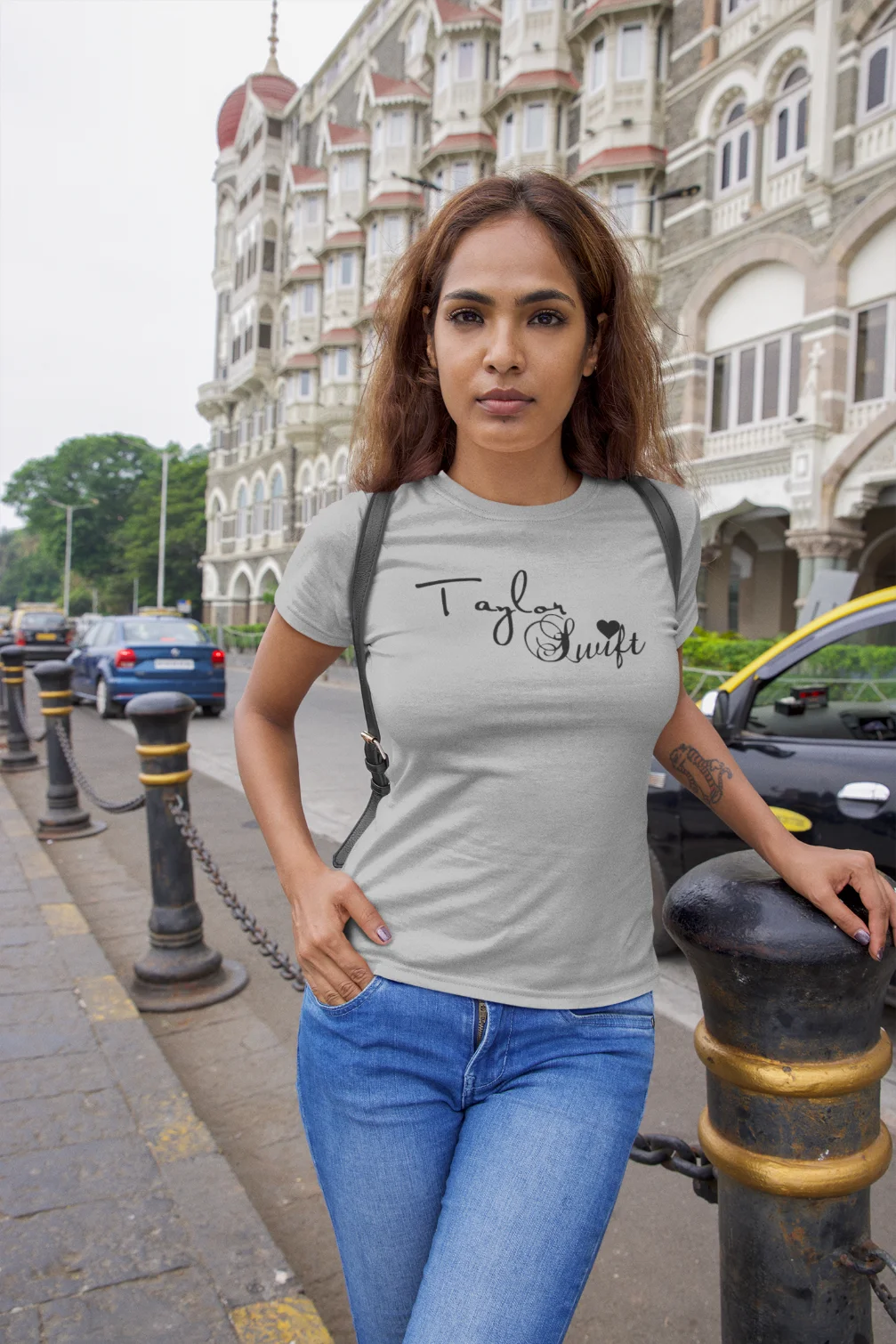 Taylor Swift Autograph T-Shirt