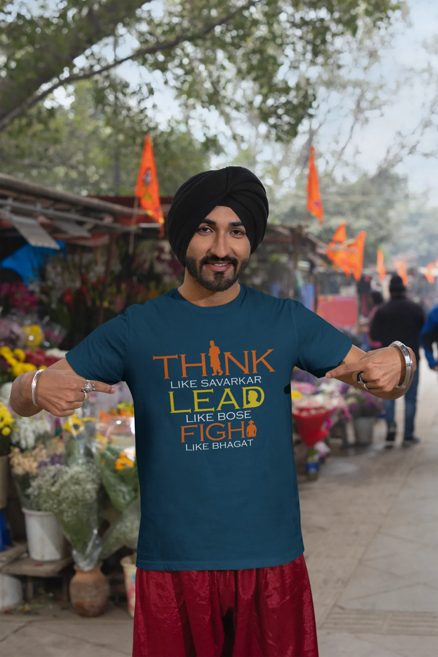 Think like Savarkar, Lead like Bose, Fight like Bhagat Oversized T-Shirt