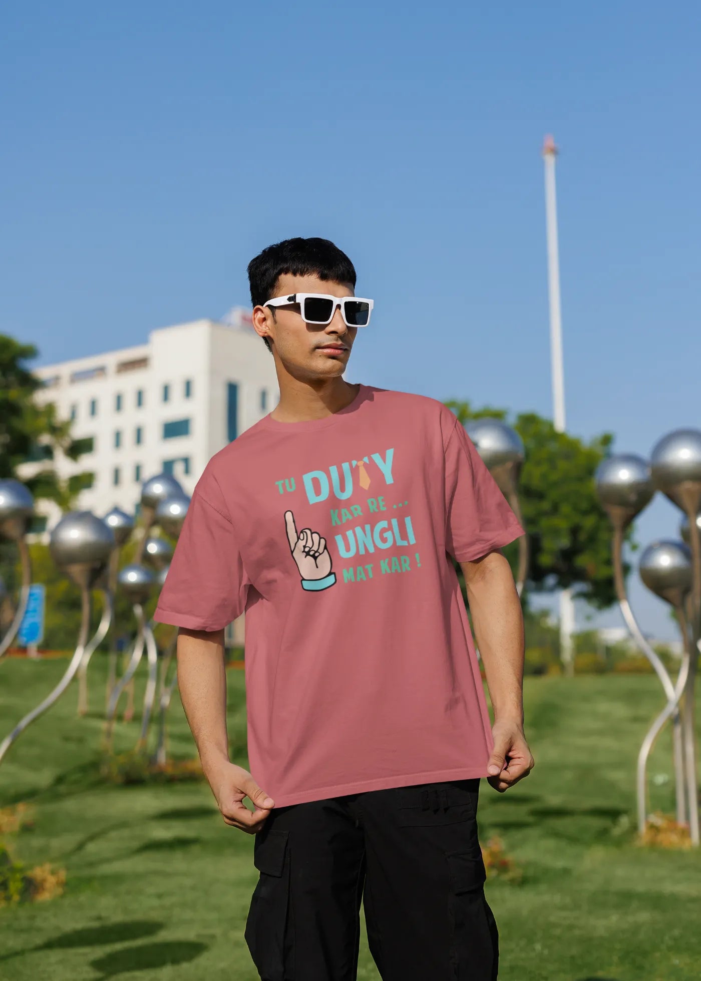 Tu duty kar re, ungli mat kar Oversized T-shirt
